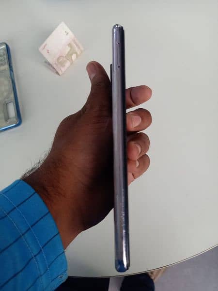 infinix note 10 pro  8/128       condition 10/9.5 price 1