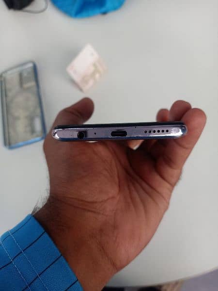 infinix note 10 pro  8/128       condition 10/9.5 price 4