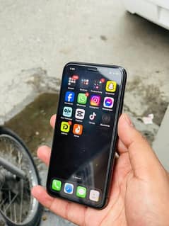 iPhone XS 64GB For Sale