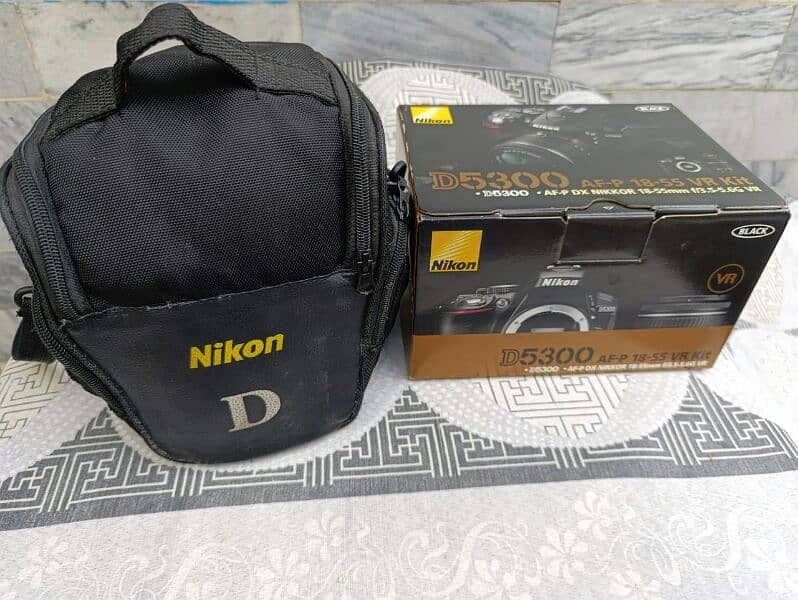 Nikon D5300 0