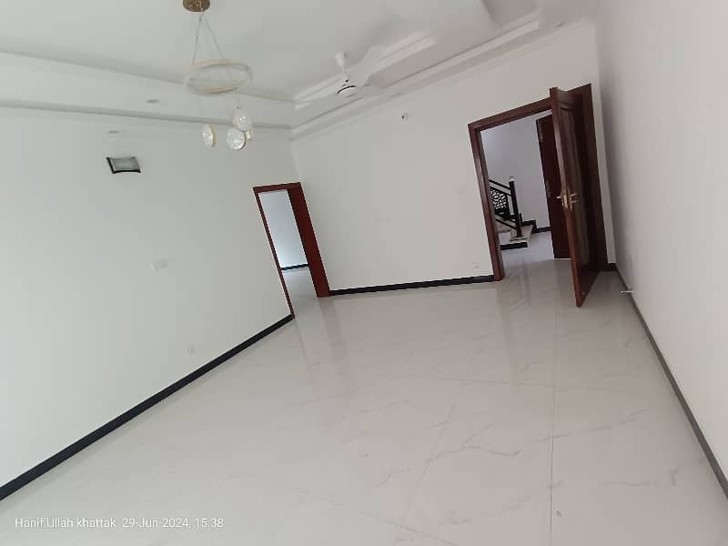 3 Bed Upper Portion Available For Rent With SQ 13
