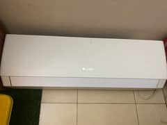 Gree 1.5 Ton Heat and Cool inverter for sale