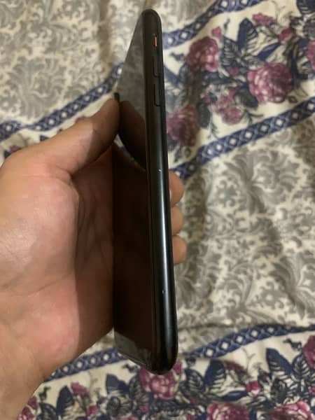 Iphone XR 128Gb 3