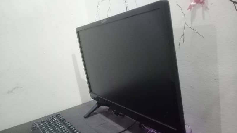 Planer 25 Inch 1080P LCD Monitor 1