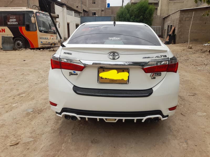 Toyota Altis Grande 2014 1