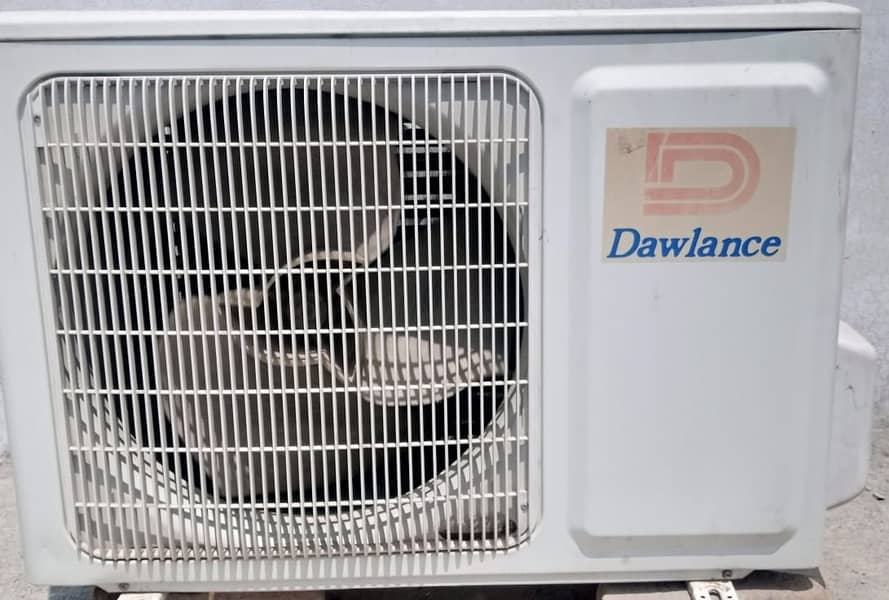 Dawlance 1.5ton non-inverter AC 2