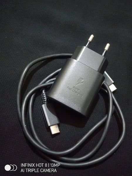 Samsung Note 20 ultra Charger Or Cable 25watt 100% original. 2