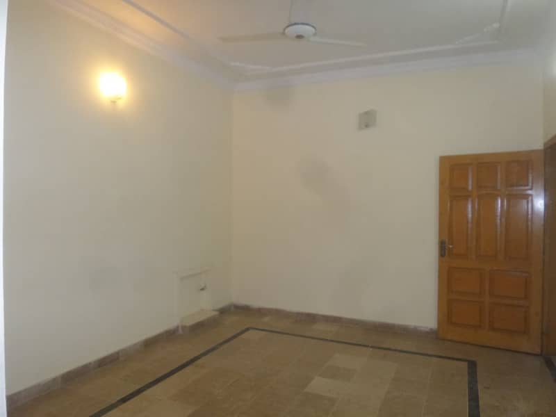 1250 Square Feet House Available In G-9/4 For Sale 2