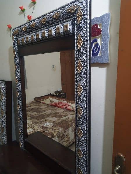 Bed Dressing & Side Tables forniture  For sale 1