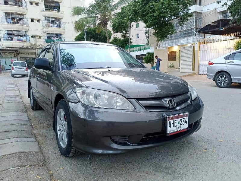 Honda Civic  2005 4