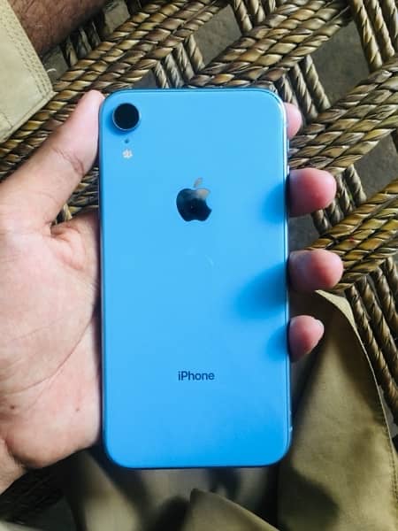 iPhone XR 64 gb 1