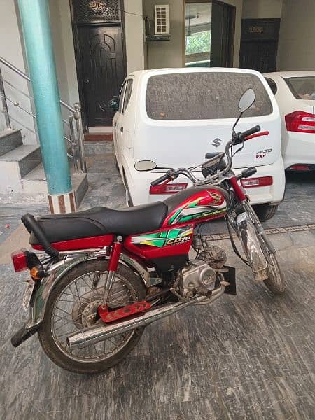 Honda cd 70 model 22 zero metter condition bike 5