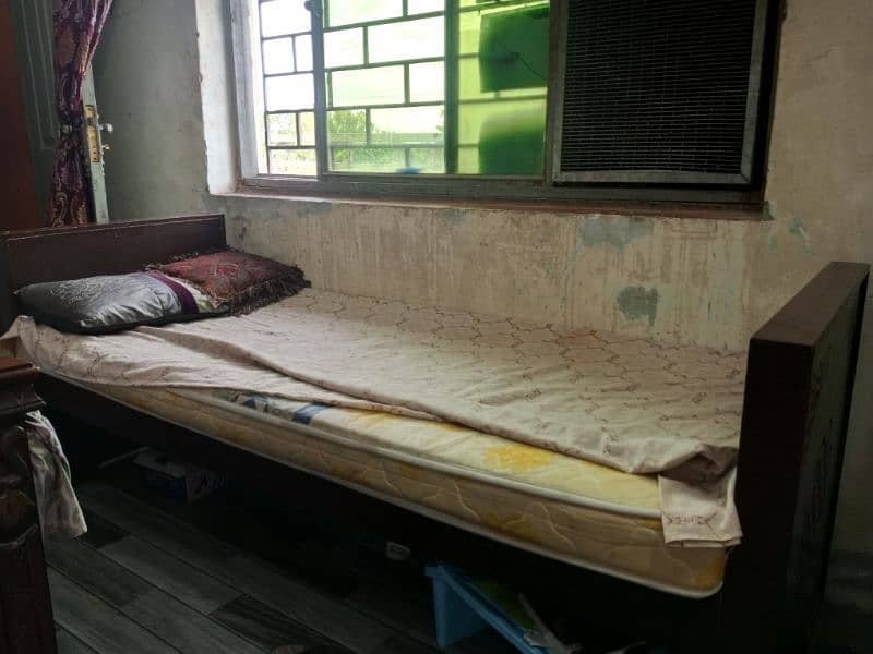SINGLE BED WITH MATRESS |  LENGHT 6 FOOT | WOOD MATERIAL 3