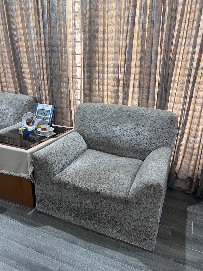 Sofa chairs with table for sale | Very comfort | Furniture | Poshish 2