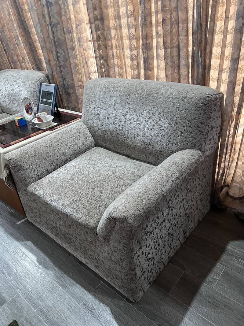 Sofa chairs with table for sale | Very comfort | Furniture | Poshish 4