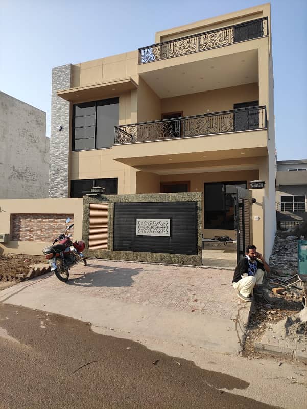 10 Marla Brand New House Available For Sale in D-17 Islamabad. 7