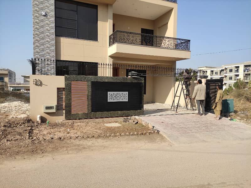 10 Marla Brand New House Available For Sale in D-17 Islamabad. 9