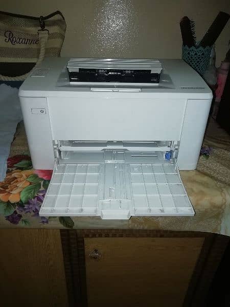 hp lezer jet printer pro M102W model for sale 2