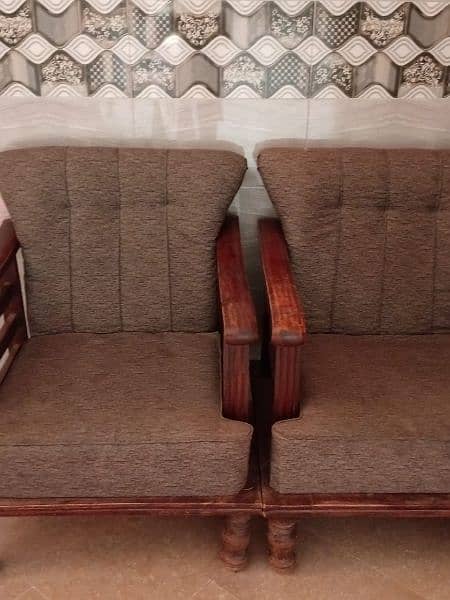 3 sofa bads and bilkul oaky  use ma new condition 5