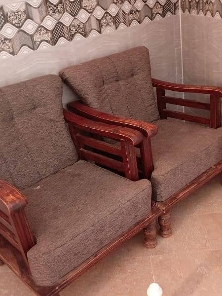 3 sofa bads and bilkul oaky  use ma new condition 9