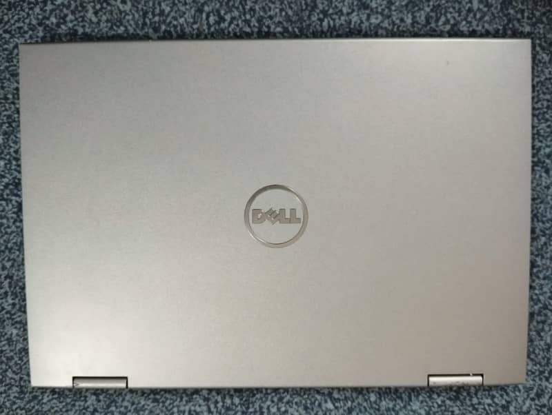 Dell inspiron 135000 series, Core i5 , 8 Gen , 8 GB RAM , 256 GB ssd 0