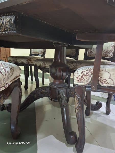 8 seater sheesham dining table 4