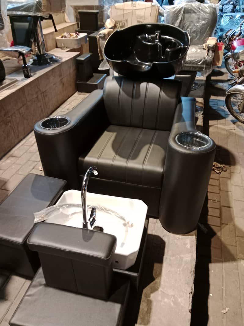 saloon chair/barber chairs/facial chair/Troyle/shampoo unit/Pedi cur 1