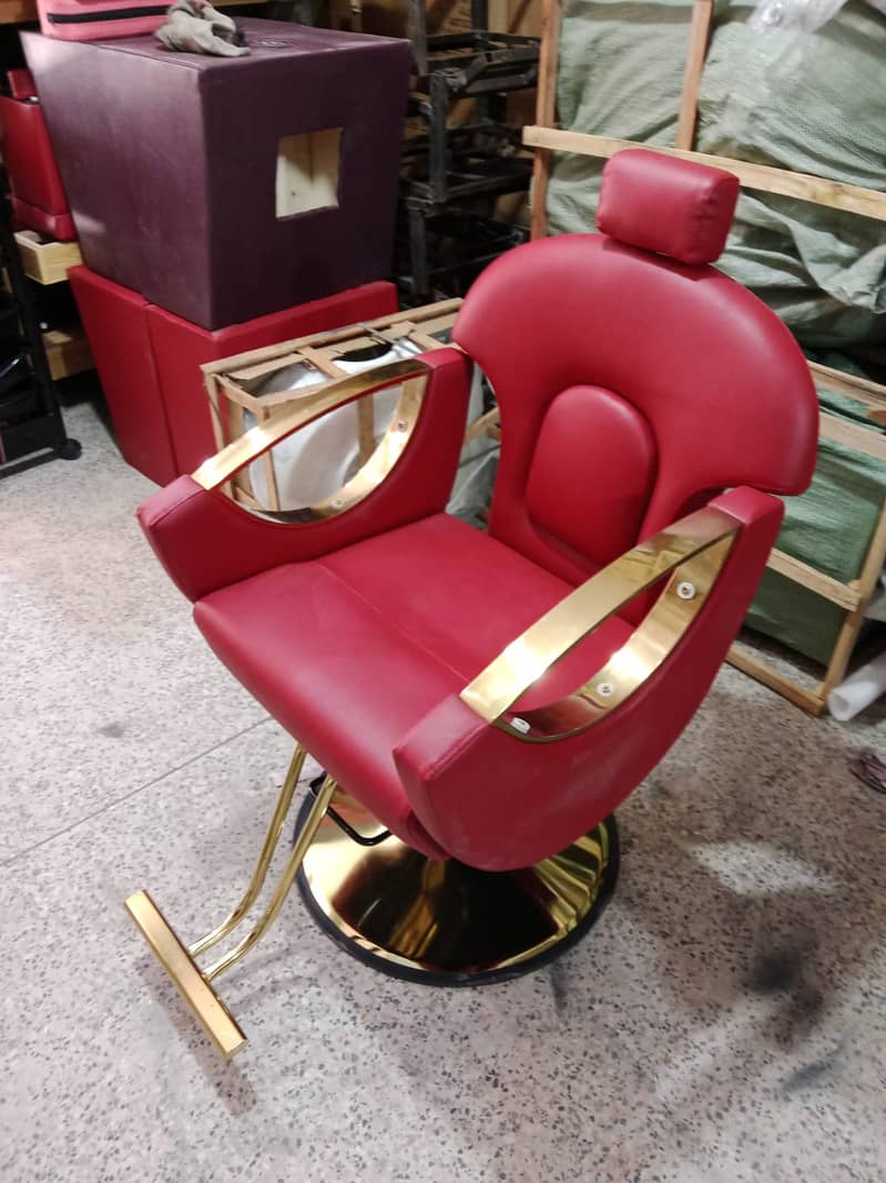 Stylish and Comfortable Saloon Chairs for Sale 8