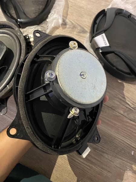 corolla original speakers 4