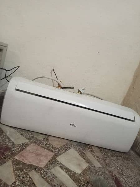 Hier 1.5 ton split ac ( non inverter) 0