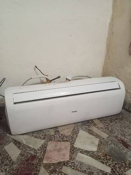 Hier 1.5 ton split ac ( non inverter) 2