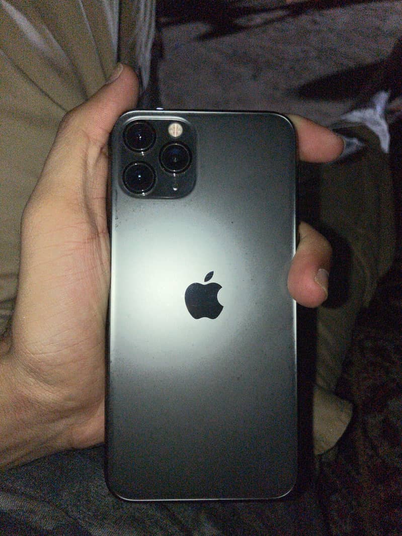 iPhone 11pro 256gb pta approved 0