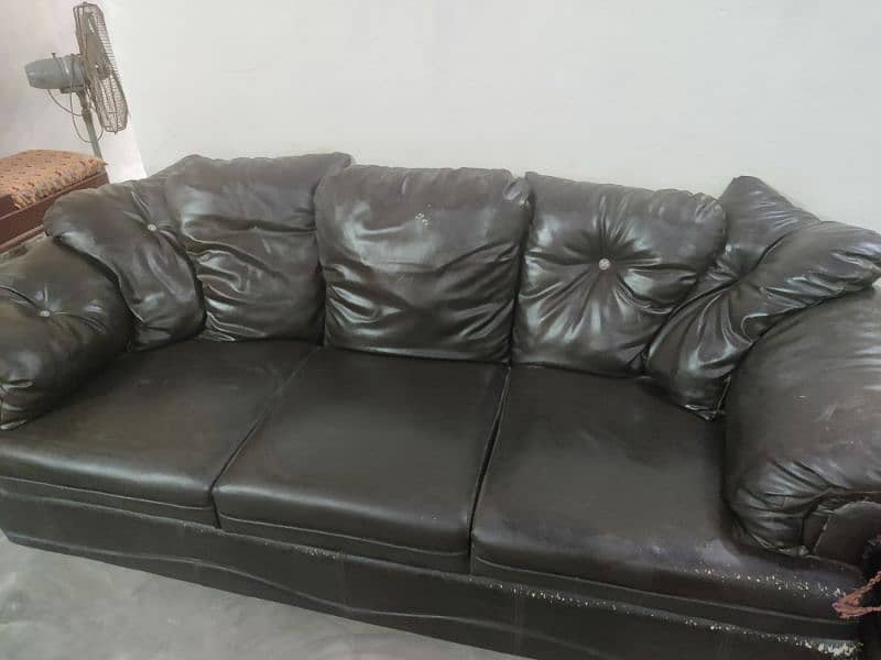 6 seater leather sofa home used 2