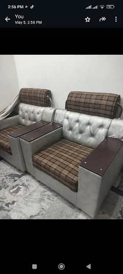 sofa for sale in new condition