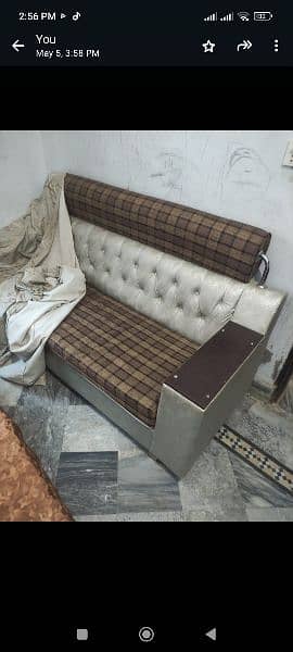 sofa for sale in new condition 1