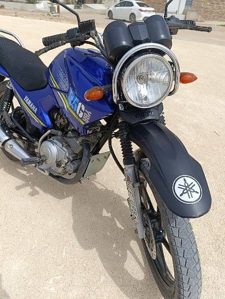 YBR 125 G in best condition 2