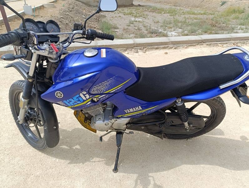 YBR 125 G in best condition 8