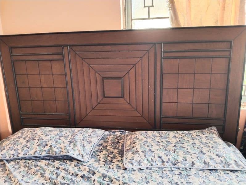 1 double bed and metress for sale 0