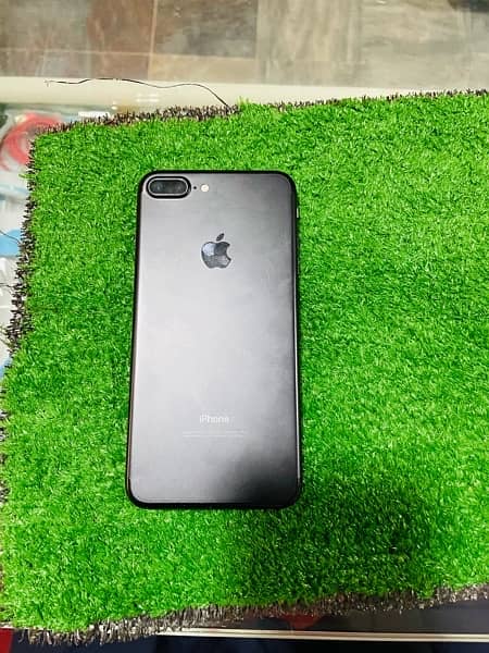 i phone 7 plus PTA approved  128 gb battery chang ha 1