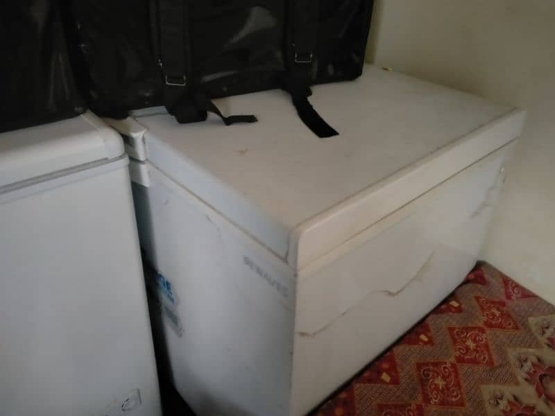 07 freezers available for sale urgent need 1