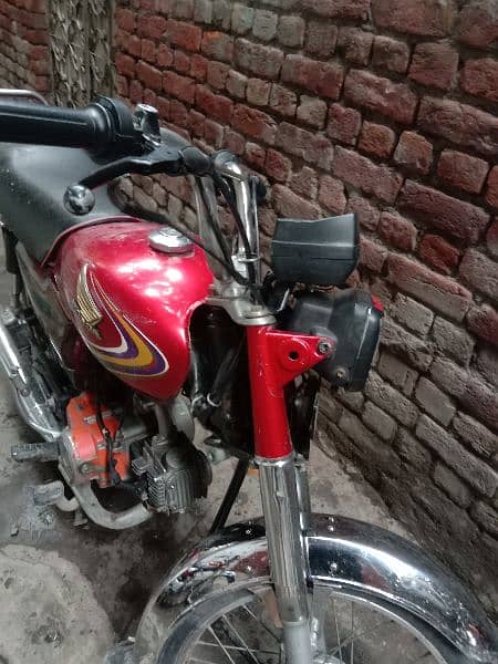 Honda CD 70 2015 03184145803 6