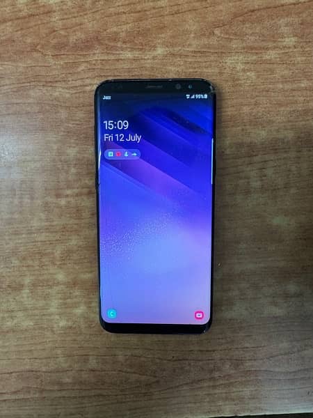 Samsung Galaxy S8+ and accessories 1