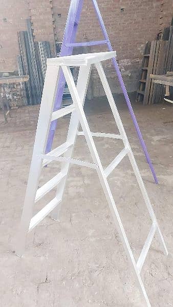 Metal Body Ladder 0