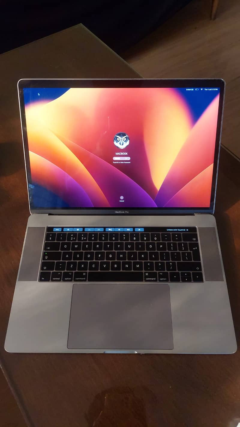 MacBook Pro Core i7 2017 15" 0