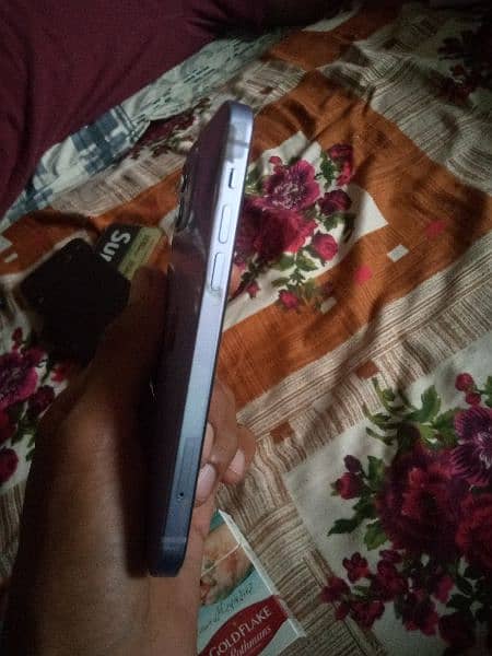 iPhone 12 64gb non Pta 2