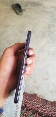 oppo f11 pro 6 128. exchange possible 03284207274 what app number