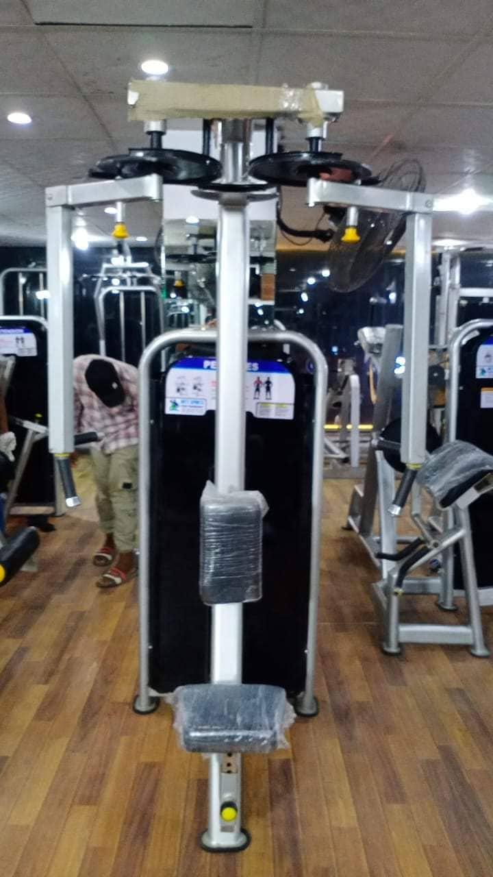 gym machines \ gym setup / gym wholsale dealer / local gym satup 7