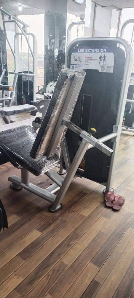 gym machines \ gym setup / gym wholsale dealer / local gym satup 9