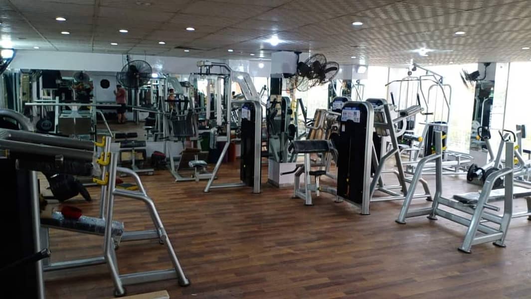 gym machines \ gym setup / gym wholsale dealer / local gym satup 17