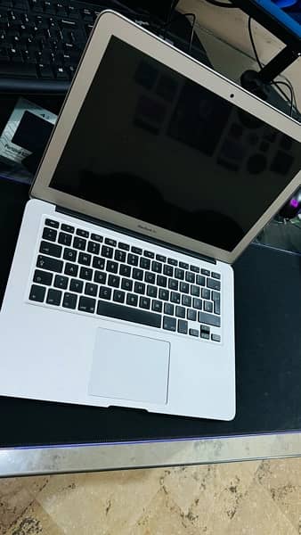 Macbook Air 2013 8/128 2